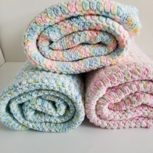 Baby blanket- Baby shower gift-Crochet baby blanket-Christening present-Handmade blanket-New baby gift