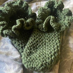 PDF Ruffle Socks PATTERN with PICTURES