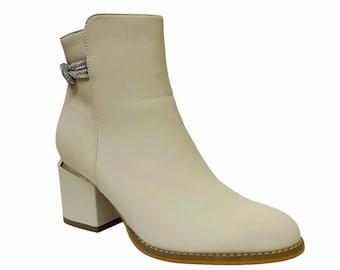 Womens Block Heel Diamante Details Ankle Boots