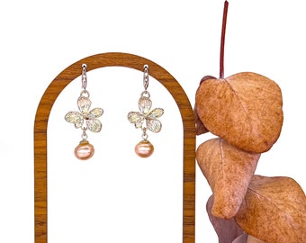 Silver orchid flower earrings with peach pearl drop, pink pearl earrings, peach pearl earrings, wedding earrings, bridesmaid earrings