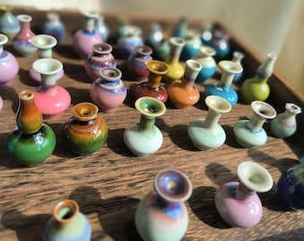 Unique Miniature Vase,Tiny Vases,Little glazed Ceramic Pot,Tiny Pottery,Ceramic Vase,Miniature Plant Pots,Cute Mini Vase,Dollhouse Decor