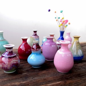 Unique Miniature Vase,Tiny Vases,Little glazed Ceramic Pot,Tiny Pottery,Ceramic Vase,Miniature Plant Pots,Dollhouse Decor,Cat whisker vase
