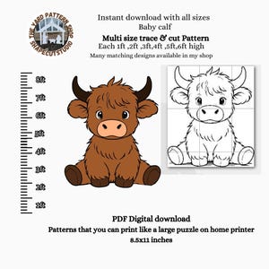 Op de afbeelding: Een digitale download met een cartoon babykalf in bruin met zwarte hoorns en een lichtbruine snuit. De afbeelding bevat een zwart-wit omtrek van het kalf. Tekst bevat "Multi size trace & cut Pattern" en "PDF Digital download".