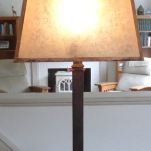 Small table lamp with mica shade