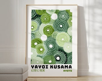 Può includere: Un poster incorniciato con un design astratto verde e bianco di cerchi sovrapposti. Il poster presenta il testo "YAYOI KUSAMA" e "京都と東京" in caratteri giapponesi, e "KYOTO" in inglese.