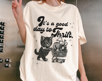 Maglietta divertente con meme sul gatto che va all'usato, maglietta da vendita in giardino, maglietta per mamme che vanno all'usato, maglietta per vestiti della generazione Z, regalo per chi va all'usato, maglietta Granola Girl Thrift