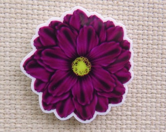 Purple Daisy Needle Minder, Cover Minder, Magnet
