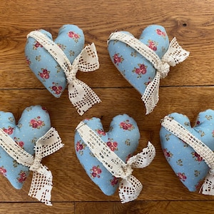 Primitive Handmade Farmhouse Heart Bowl Fillers - Set of 5
