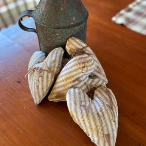 Primitive Handmade Heart Bowl Fillers - Set of 4