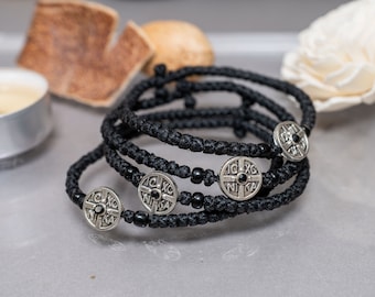 Komboskini with metal ICXC seal in Black Colour,-unisex komboskini- Prayer Bracelet, Prayer Rope -Thread waxed thin with beads.