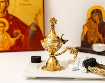 Kleine koperen wierookbrander gesneden - parfumbrander - met handvat Christelijk artefact met gratis geschenken