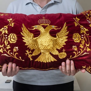 Golden embroidered pillow cover made of velvet fabric in ecclesiastical red, featuring the double-headed eagle emblem of Byzantium 61 x 42cm