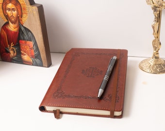 Ensemble de carnets ICXC Nika en cuir gravés avec stylo de prière - Journal chrétien inspirant et compagnon d'écriture.