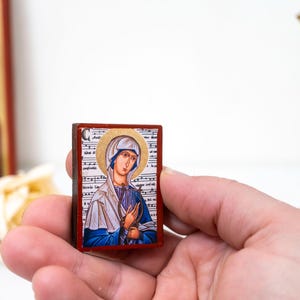 Santa Cecilia (Αγια Κικιλια) Icona Cristiana Tascabile in Legno su Tela di Seta Icona Fatta a Mano con Dettagli Intricati Abbastanza Piccola da Portare Ovunque