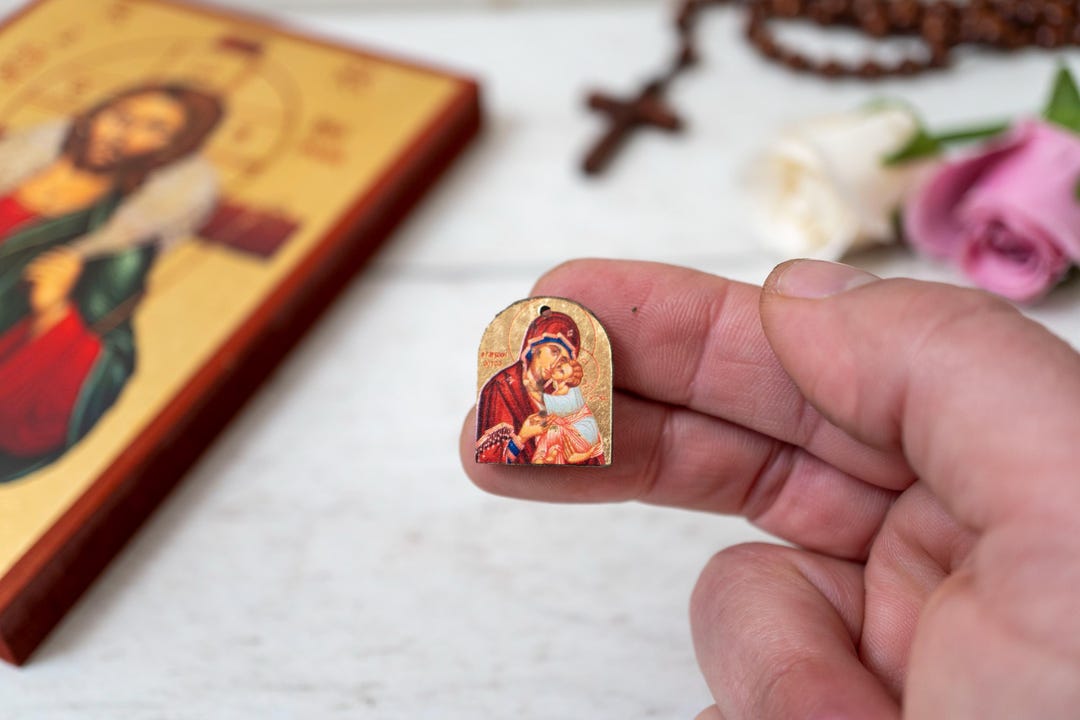 Τhe Virgin Mary Sweet Kisses Tiny Handmade Wooden Icons Set of 3 - Etsy
