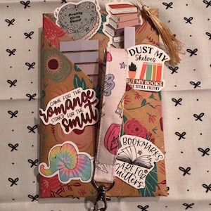 Blind Date with a Book | Book Blind Date | Bookish | Surprise Book | Bookish Gift