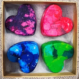 Kids Heart Crayons-Kids Birthday Crayons-Party Favors-Stocking Stuffers- Valentines Day Gift Set-Easter Basket Crayon-Valentines Class Gift
