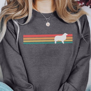 Retro Australian Shepherd Mom Sweatshirt, gift for Aussie dog owner, Australian Shepherd mama birthday gift, Aussie dog owner shirt