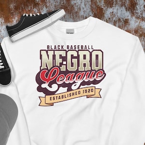 Vintage Negro League Baseball Sweatshirt: Honoring Black & Latino Players 1920s