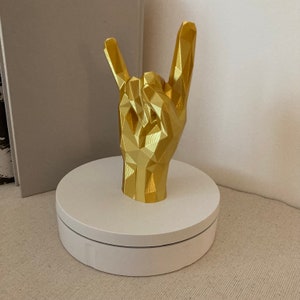 Hand-horns Statue Sign of the Horns Rock Or Metal Hand Sign Full Sized Low Poly Geometric Hand Gesture Statue