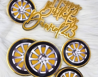 Topper de pastel, pastel temático de automóvil, decoración de pastel de neumáticos de automóvil, topper personalizado con nombre, suministros para fiesta de cumpleaños de automóvil, topper de ruedas de automóvil