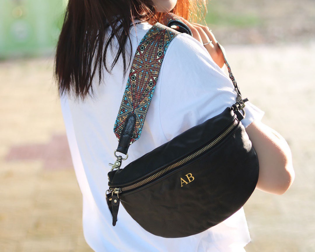 Personalized Leather Shoulder Bag, Fanny Pack Leather Bag for Women, Crossbody Bag, Bum Bag,gift