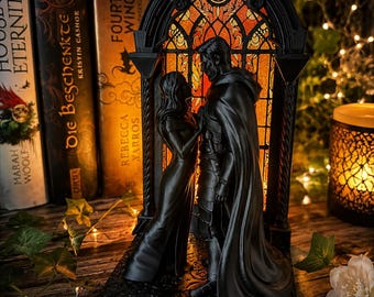 Royal Lovers Stained Glass Display | Book Nook | Bücherregal Deko | Kleine Lampe | Fantasy Nachtlicht | Gothic Deko