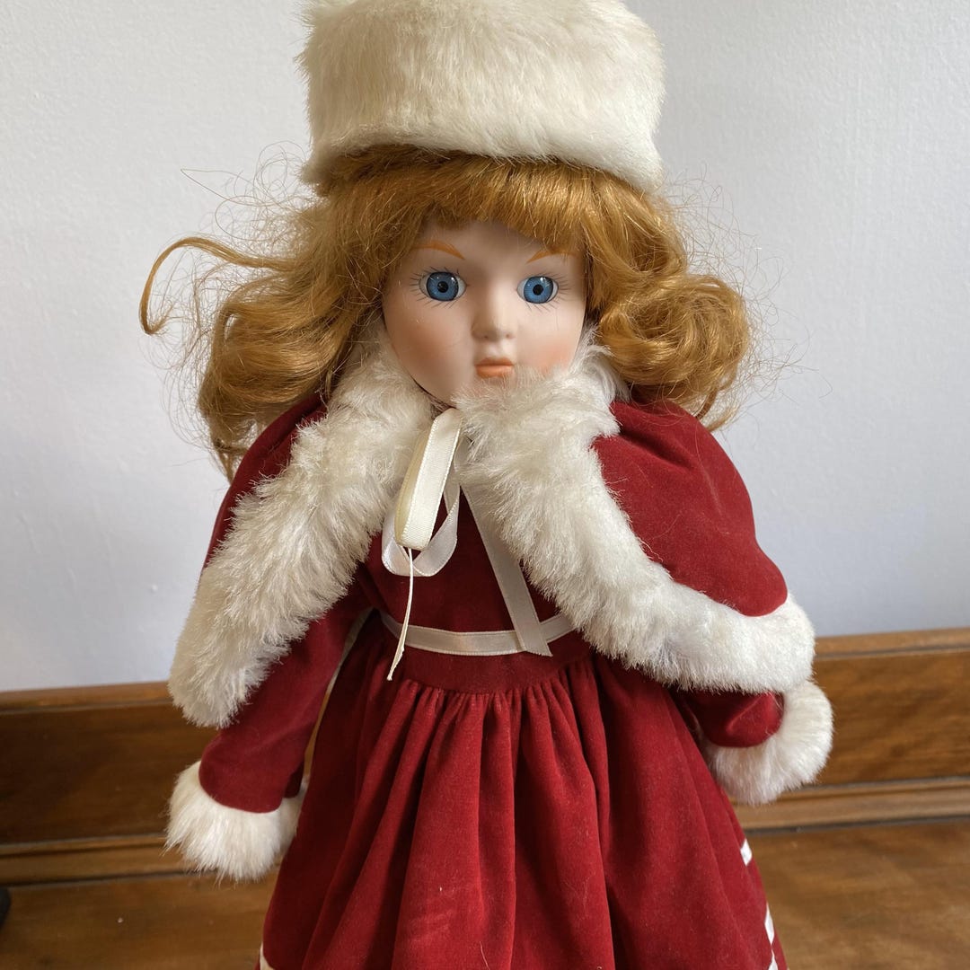 Vintage 1988 Heritage Mint Collection Doll 