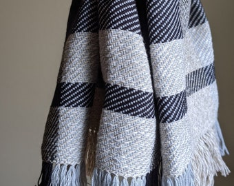 Twill Tea Towels Weaving Pattern - digital download weaving pattern 4 shaft floor loom project