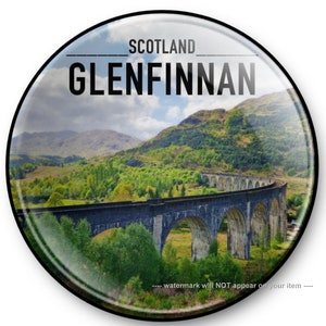 Aimant de réfrigérateur souvenir Glenfinnan Ecosse ou autocollant en vinyle 2816 image 1