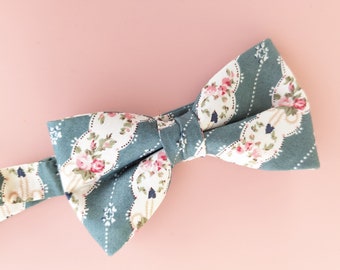 Teal floral bowtie, Wedding Kids Clip-On Bow Tie, ring bearer bow tie, teal BowTie, boy floral bow tie, baby bow tie, garden toddler bow tie