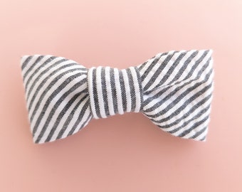 Black seersucker bow tie, kids wedding bow tie,brown ringbearer bow tie, ringboy bow tie, seersucker bow tie for boys, striped bow tie