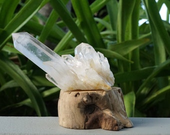 Natural Clear Quartz Cluster, Clear Quartz, Raw Clear Quartz Geode, Quartz Crystal, Clear Quartz Tower, Quartz Cluster, Healing Crystal