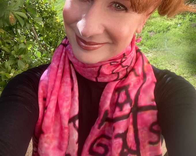 Matilda Signature Scarf in Mottled Pink