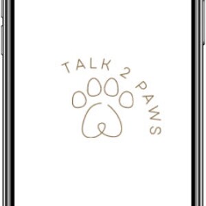 以下が含まれることがあります： 白いiPhoneの画面に、茶色の肉球のロゴと、その周りに「TALK 2 PAWS」という文字が表示されています。