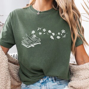Bookish Fall Leaves Cozy Readers Shirt for Bookworm, Fall In Love With Reading, Autumn Library Shirt, Homebody Booktrovert, Bookish Things