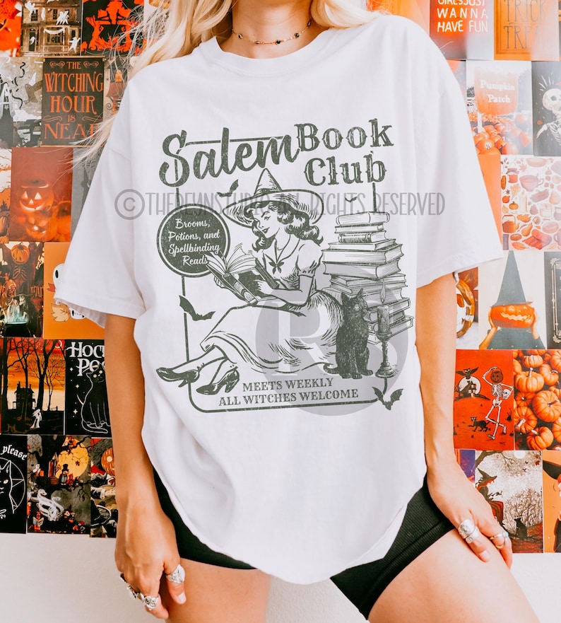 Camiseta retro del club de lectura de Salem, camiseta de Halloween para amantes de los libros, camiseta de gato negro espeluznante para amantes de los libros, brujas de Salem, temporada espeluznante de otoño, cosas de libros White