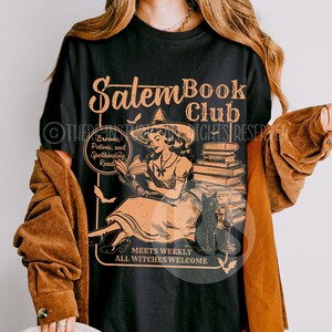 Camiseta retro del club de lectura de Salem, camiseta de Halloween para amantes de los libros, camiseta de gato negro espeluznante para amantes de los libros, brujas de Salem, temporada espeluznante de otoño, cosas de libros Black