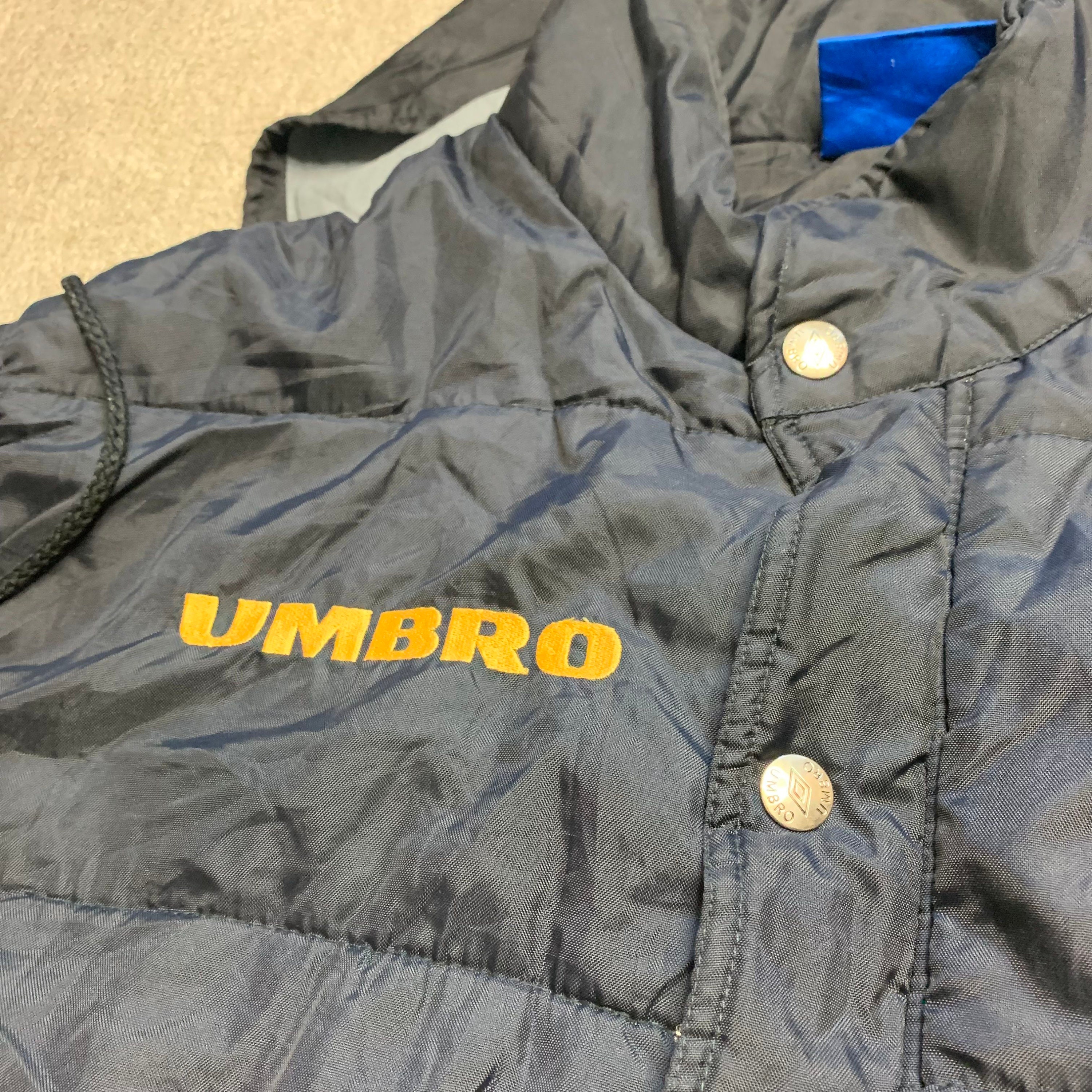 Umbro Puffer Jacket Coat Hooded Vintage Retro Poly Filled Y2K L Umbro Puffer Jacket Coat Hooded Vintage Retro Poly Filled Y2K L