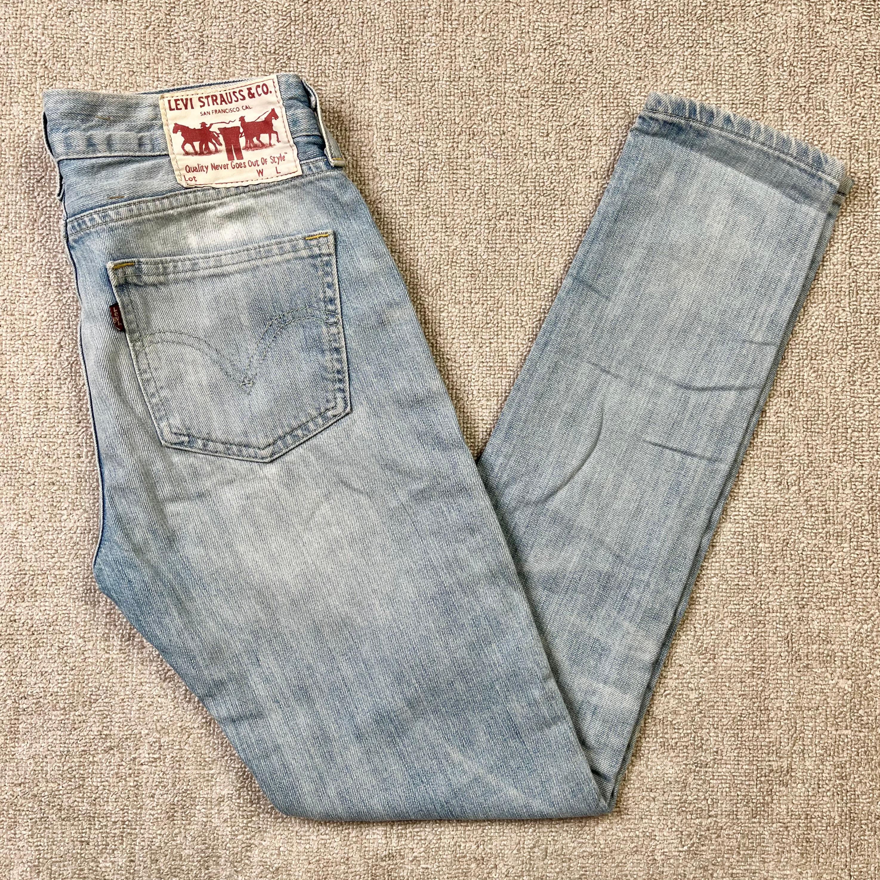 Levi's Skinny Jeans Slim Fit Vintage Zip Fly Light Wash Womens