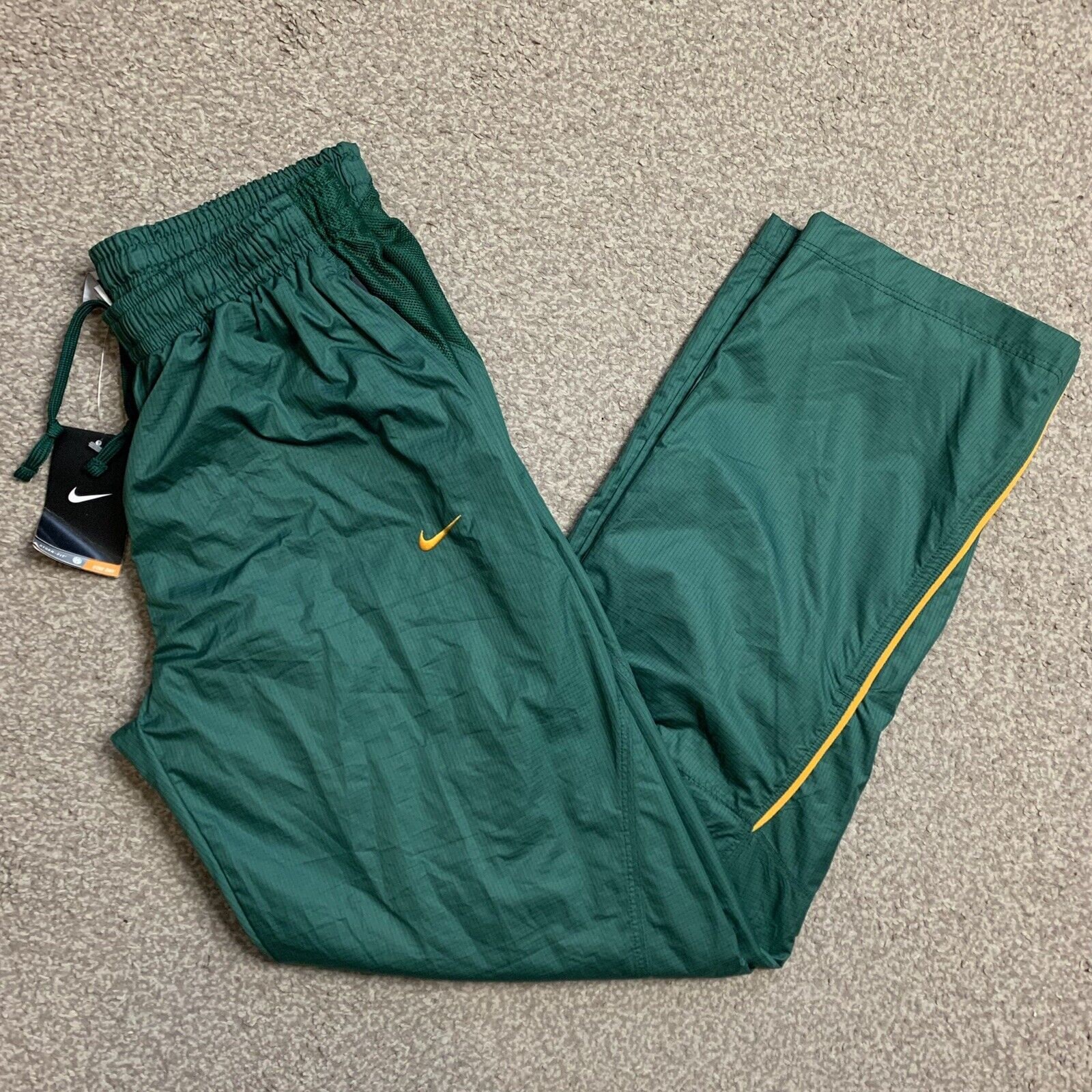 Nike ブラジル代表 Storm-Fit XL ダークグリーン il_fullxfull.4542977266_oui8.jpg