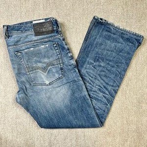Diesel Industry Jeans Zatiny Straight Leg Vintage Button Fly Mid Acid Wash 34x32