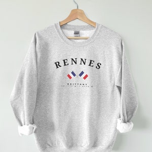 Rennes Sweatshirt, Rennes Frankreich Pullover, Europa, Frankreich Shirt, Geschenk, Rennes Frankreich, Rennes Frankreich, weiches Reisegeschenk Rundhalsausschnitt, Bretagne