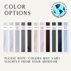 Pode incluir: Op&ccedil;&otilde;es de cor para uma camiseta em branco, cinza, cinza esportivo, cinza mescla escuro, preto, areia, rosa claro, vinho, verde floresta, azul marinho e azul claro. O texto "PLEASE NOTE: COLORS MAY VARY SLIGHTLY FROM YOUR MONITOR" est&aacute; na parte inferior da imagem.