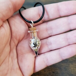 Protection Spell Jar Necklace, Spell Bottle Necklace, Spell Bottle Pendant, Witchcraft Supply, Witch Bottle, Wicca Jewelry, Magick Spell Jar