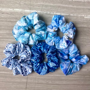 Beach Scrunchie, Blue Scrunchie, Blue Headband, Ocean Hair Accessories, Beach Ponytail, Elastic Hair Bands, Stocking Stuffer Ideas