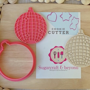 Juego de cortadores y sellos de galletas con forma de bola de discoteca. 2 piezas. Fondant, glaseado real, galletas decoradas, adorno para tarta, galletas de baile disco, fiesta disco.
