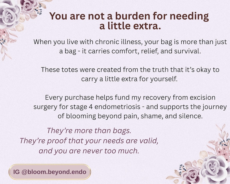 Puede incluir: Un fondo lila con adornos florales y texto que dice "No eres una carga por necesitar un poco m&aacute;s". El texto explica el prop&oacute;sito de los bolsos y la misi&oacute;n del vendedor.