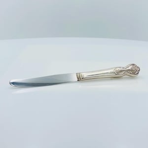 Vintage Magnolia Modern Hollow Knife - Wm Rogers 1951, 9 1/8&quot; Silverplate