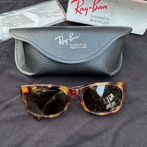 Ray Ban Vintage 90s Bausch & Lomb Wayfarer W1415 G15 Bohemian Tortoise Sunglasses